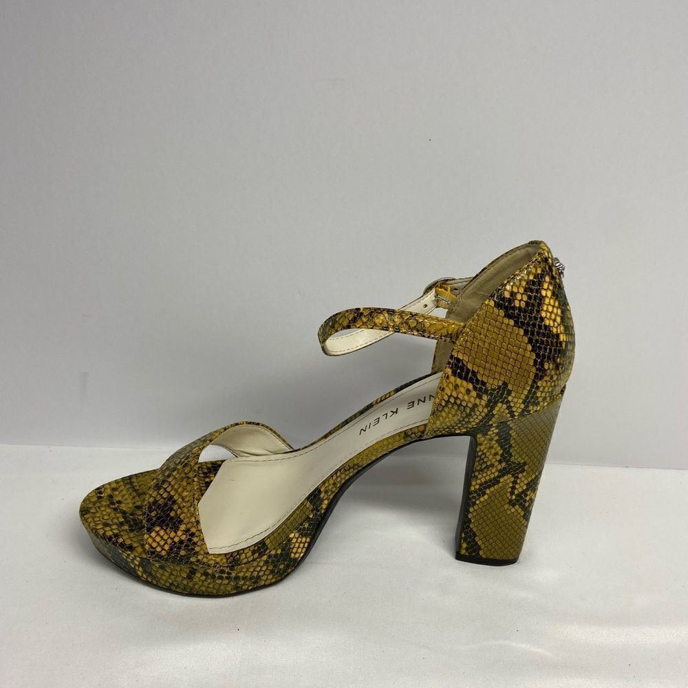 Anne Klein AKVaughn Platform Gold/Black Snake Print high heels peep toe shoes 9